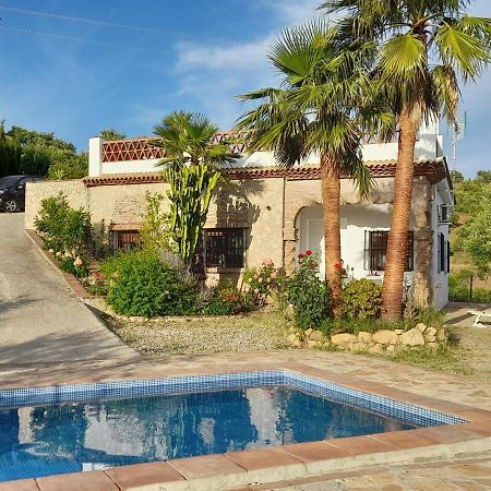 Las Palmeras - Ein Stueck Vom Paradies - Behagliches Haus Mit Pool Algodonales Bagian luar foto