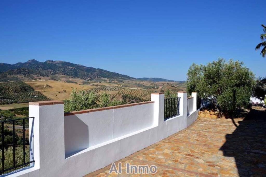 Las Palmeras - Ein Stueck Vom Paradies - Behagliches Haus Mit Pool Algodonales Bagian luar foto