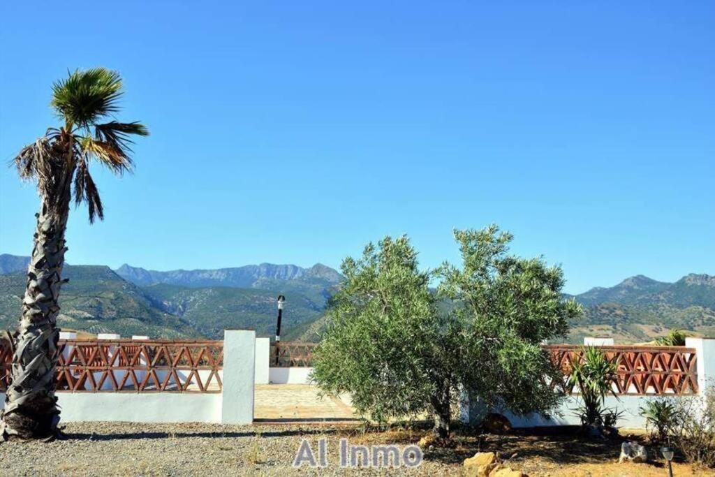 Las Palmeras - Ein Stueck Vom Paradies - Behagliches Haus Mit Pool Algodonales Bagian luar foto