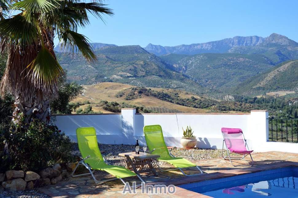 Las Palmeras - Ein Stueck Vom Paradies - Behagliches Haus Mit Pool Algodonales Bagian luar foto