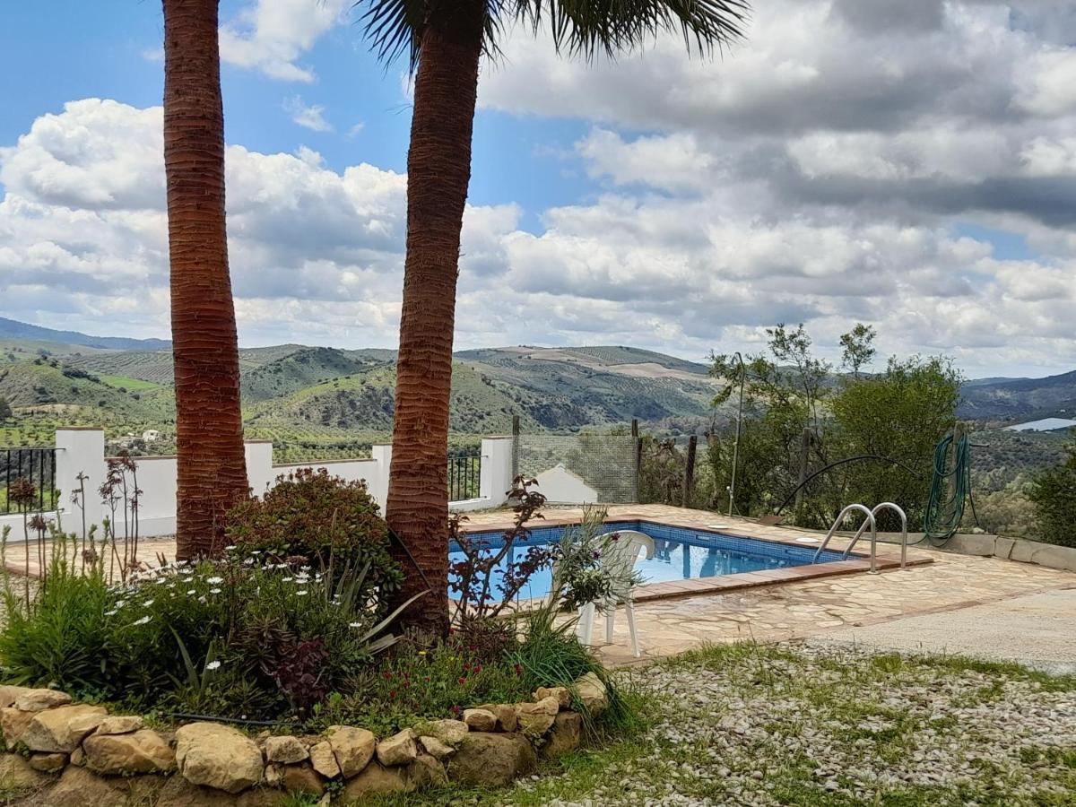 Las Palmeras - Ein Stueck Vom Paradies - Behagliches Haus Mit Pool Algodonales Bagian luar foto